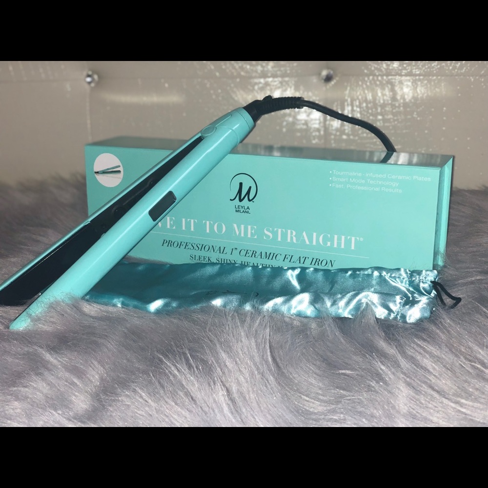 Layla Milani hair straightener